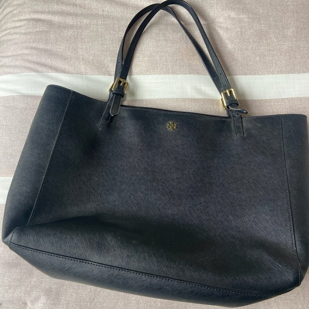 EUC Tory Burch Saffiano Leather - Large Tote Bag - Black - Good condition - Picture 9 of 9